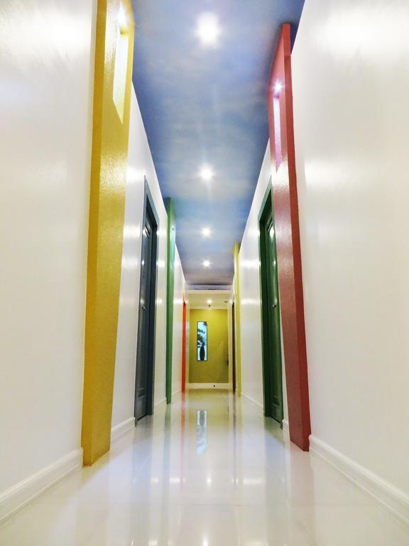 Vip Suite Hotel Makati City Exterior photo